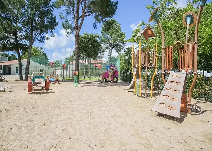 Mobile In Jean Near Sea Saint-Jean-de-Monts