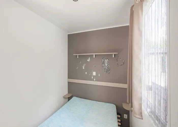 Mobile In Jean Near Sea Alpstuga